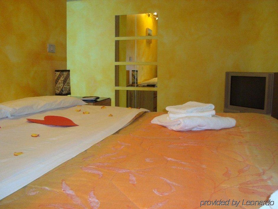Residence Le Corniole Arezzo Room photo